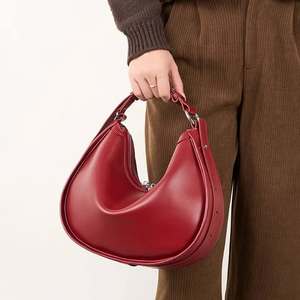 Sac à bandoulière demi-lune en cuir véritable pour femme Eoin Winston Sports, fermeture éclair, souple, portable, pour le quotidien et les voyages, Pakistan EWS - Product Image 1