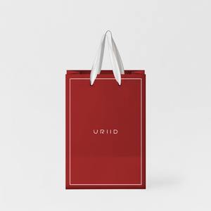 Bolsa de Compras Roja Yurid con Diseño de Letras - Product Image 1