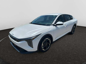 VOITURE D'OCCASION PROPRE 2025 K i a K4 EX FWD - Product Image 2