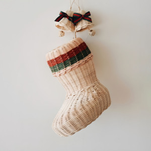 Accesorios de decoración navideña, medias navideñas de ratán, mejor precio, medias navideñas tejidas a mano, bota de Papá Noel - Product Image 1