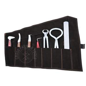 ชุดเครื่องมือช่างตัดแต่งกีบม้าเกรดอุตสาหกรรม กล่องสีดำ พร้อมอุปกรณ์ขัดแต่งกีบม้า ตะไบแต่งขอบกีบม้า คีมตัดกีบม้า ตะไบขัด และมีดโค้ง - Product Image 1