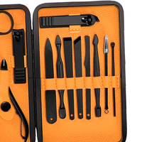 Kit de manucure professionnel pour hommes en acier inoxydable 7 en 1, coupe-ongles, set de pédicure avec boîte