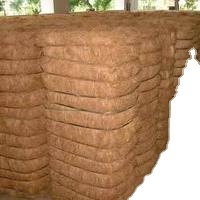 Balle de fibres de coco brunes écologiques 100% naturelles, longueur 6-20 cm, exportée d'Inde