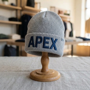 Bonnet gris tricoté pour homme, avec revers, casquette d'hiver streetwear unisexe, logo personnalisé, vente en gros, mode - Product Image 4