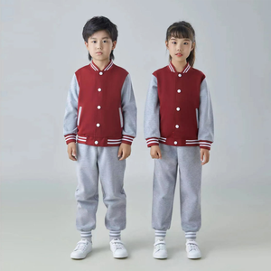 เสื้อสตรีทแวร์ทรงบ็อกซี่ฟิตแบบ Letterman – ผ้าวูลสีน้ำเงินโคบอลต์พร้อมปกเสื้อสังเคราะห์, แพทช์เชนีลขนาดใหญ่ - Product Image 2