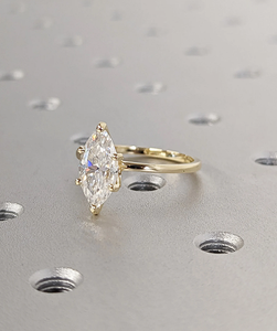 Bague de mariage et d'anniversaire en argent plaqué vintage de haute pureté, certifiée IGI, avec diamant de laboratoire taille marquise - Product Image 4