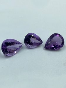 Piedra preciosa de amatista púrpura natural, corte en forma de pera, 23,50 quilates, 11,80x15,50 mm, para fabricación de joyas, 3 piezas - Product Image 3