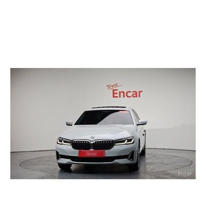 BMW Serie 5 530i 2023 de Lujo, Volante a la Izquierda, Caja de Cambios Automática, 28,659 km - Product Image 2