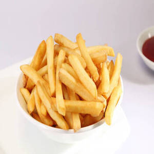 Frites de pommes de terre fraîches indiennes certifiées Halal, coupées épaisses 9-10MM, surgelées à froid, qualité supérieure, export, faible teneur en sel, emballage en vrac - Product Image 1