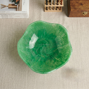 Bol décoratif en résine écologique de style glamour avec bord ondulé, fait main, pour servir les fruits, décoration d'intérieur, centre de table de mariage - Product Image 3