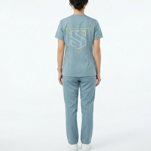 Conjunto de Uniforme Médico para Mujer en Color Verde Azulado con Bolsillos Delanteros, Uniformes de Hospital en Material de Algodón y Poliéster Tejido - Product Image 4