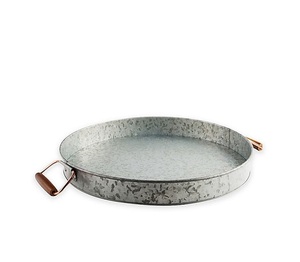 Plato de servicio galvanizado Vintage hecho a mano, bandeja de mesa decorativa con estilo clásico para decoración del hogar - Product Image 1