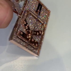 Collier Pendentif Initiale Personnalisée en Argent 925 avec Moissanite et Diamants, Style Hip Hop, Motif Épingle de Sûreté, Personnalisable - Product Image 3