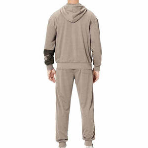 Conjuntos Deportivos Casuales de Dos Piezas Más Buscados para Hombre, Ropa Deportiva Cómoda para Gimnasio con Logotipo, Colección de Invierno en Oferta - Product Image 3