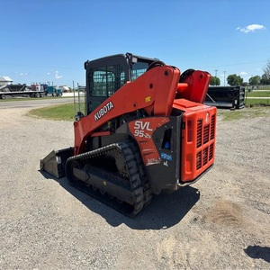 รถตักตีนตะขาบ Kubota SVL65-2 มือสอง สภาพดี พร้อมเครื่องบด ใช้เครื่องยนต์ดีเซล ระบบ PLC แบริ่งคุณภาพสูง จัดส่งรวดเร็ว รถตักคุณภาพสูง รับประกัน 2 ปี - Product Image 3