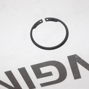 แหวนล็อคเหล็กอุตสาหกรรมสำหรับยึดชิ้นส่วนยานยนต์ ใช้ได้ทั้งภายในและภายนอกสำหรับเพลาของรถบัสและรถยนต์ - Product Image 3