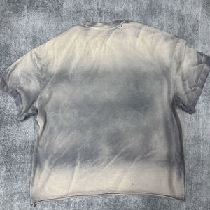 Camiseta Oversize Gris y Blanca con Gráfico de Dragón Estilo Gótico Smoky Wash para Hombre y Mujer 2026 - Top Streetwear HD - Product Image 4