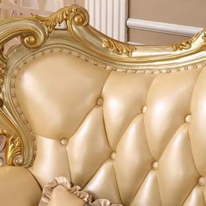 Ensemble de canapé-lit en bois d'acajou classique européen Plaza avec revêtement en tissu crème doré écologique, durable et confortable - Product Image 5