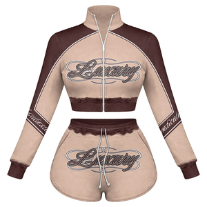 Ensemble short et veste courte zippée en molleton de coton 320 GSM pour femme, vert crème, avec logo brodé appliqué, personnalisable. - Product Image 2