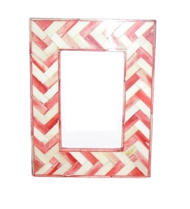 Cadre photo en incrustation d'os de qualité supérieure Design de coquille de luxe fait à la main pour photos de mariage, décoration de la maison et cadeaux - Product Image 1