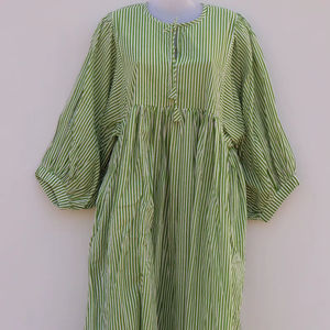 Robe Bohème Femme en Coton Imprimé Floral Longueur Genou Coupe Trapèze Manches Bouffantes Ajustement Amélioré Collection Boutique Ethnique Décontractée d'Été - Product Image 1