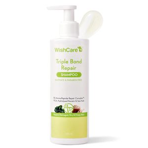 Shampoo réparateur triple action WishCare pour cheveux crépus et secs |   8,45 fl oz (250 ml) - Product Image 1