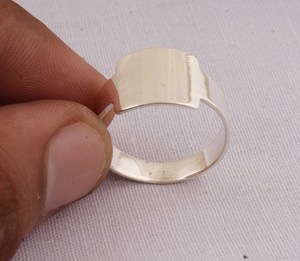 Anillo con Nombre Personalizado, Plata de Ley 925, Joyería, Placa con Nombre Hecha a Mano, Anillo con Letra para Mujer, Regalo de Cumpleaños Único - Product Image 4