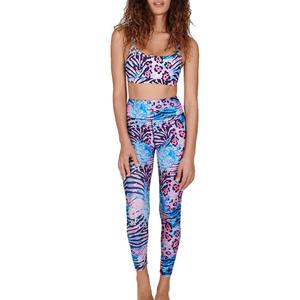 Conjuntos de yoga ligeros para mujer, personalizados, sin costuras, para exteriores, leggings deportivos y sujetador, conjuntos de yoga al por mayor, personalizables - Product Image 1