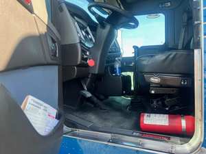 Camion tracteur routier poids lourd 6x4 avec cabine couchette, moteur diesel, pour transport commercial - Product Image 6