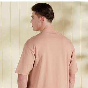 T-shirts pour hommes en tissu de qualité supérieure pour un confort durable, idéaux pour les activités de plein air, le sport, la gym, les voyages et la détente - Product Image 2