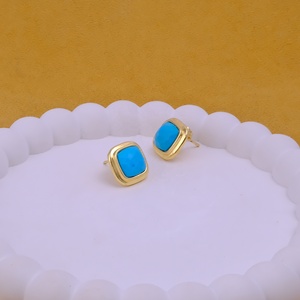 Pendientes hechos a mano antideslustre turquesa diciembre piedra natal cojín corte piedras preciosas tachuelas joyería minimalista para mujer oro de moda - Product Image 5