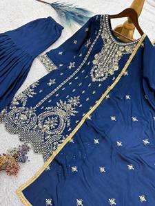 Top de tela de seda Chinnon pura con hermosos detalles de bordado pesado y lentejuelas para Salwar Kameez, ideal para fiestas. - Product Image 5
