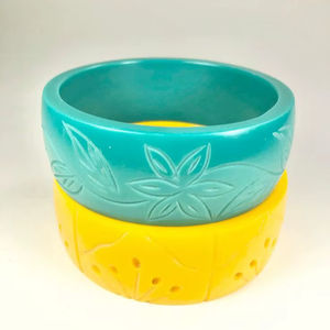 Bracelet en résine sculptée multicolore, fait à la main, motif floral géométrique, bijoux de mode pour femmes, accessoire de collection - Product Image 1