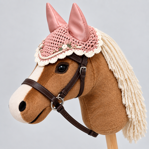 Bonnet de cheval en peluche doux, alliant confort, style et durabilité, avec un design équestre charmant, adapté aux créatifs - Product Image 6