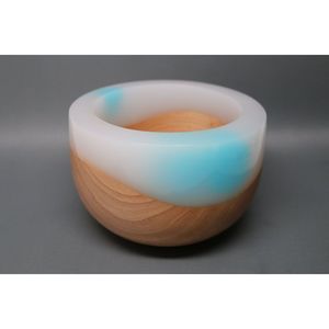 Bol en bois et résine fait à la main par un designer pour table à manger, artisanat en bambou et en bois - Product Image 6