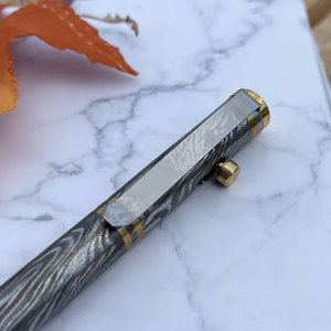 Bolígrafo de Escritura Inspirado en Acero de Damasco, Bolígrafo Metálico Premium para Oficina, Escuela, Ejecutivos y Tareas de Escritura Diarias - Product Image 3