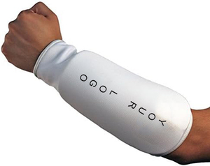 . Protège-coudes pour hommes avec coussinets souples et soutien de compression réglable pour le basketball et le volleyball - Product Image 4