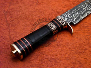 Couteau de chasse en acier Damas personnalisable, neuf, avec manche en corne de buffle et laiton, lame fixe, couteau tactique de camping, couteau de survie - Product Image 3