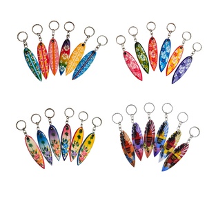 Vendita calda su misura <span class=keywords><strong>in</strong></span> <span class=keywords><strong>legno</strong></span> fiore tavola da surf <span class=keywords><strong>portachiavi</strong></span> 10 cm aerografo fatto a mano <span class=keywords><strong>portachiavi</strong></span> per Souvenir regalo - Product Image 1