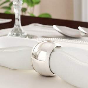 Anillo para Servilletas de Metal Cepillado con Textura Suave para una Decoración de Mesa Elegante con un Equilibrio Visual Moderno - Product Image 5