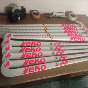 Palo de Hockey sobre Césped de Material de Carbono Resistente con Logotipo y Diseño Personalizables, 30-39 Pulgadas, Peso 510/530g, Tipos de Arco Extra Bajo Profesional - Product Image 5