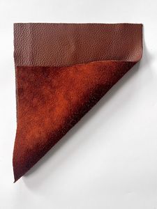 Cuero de Primera Calidad en Color y Longitud Personalizados, Color Marrón, Cuero Genuino Duradero e Impermeable, Cuero de Alta Calidad para Muebles - Product Image 1