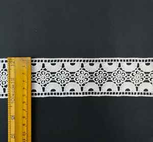 Bordure décorative en dentelle guipure ajourée florale pour la couture de robes, vêtements, rideaux, textiles de maison, artisanat et décoration d'exportation - Product Image 2