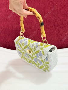 Fabricante de Bolsos de Mano con Cuentas de Marfil, Motivo Floral, Bolsos de Resort, Venta al por Mayor, OEM, Bolsos Artesanales, Exportación, Marca Privada, Suministro a Granel - Product Image 4