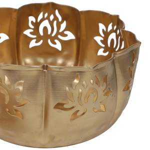 Juego de cuencos Taj Urli de moda para decoración de Puja, de latón duradero, para decoración de Diwali en interiores, cuenco flotante Diya con soporte. - Product Image 4