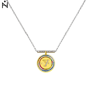 Collar con Colgante Azul Y de 2 cm con Letra y Diamantes Engastados en Bisel, Cadena de Serpiente Chapada en Oro de 22K, Joyería Fina Clásica Unisex para Uso Diario - Product Image 1