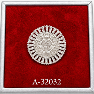 Broche de Aleación de Zinc Chapado en Oro con Perlas de Imitación y Circonitas en Forma de Paz, Pieza Destacada para Bodas y Fiestas de Compromiso de Mujeres - Product Image 6