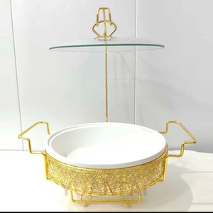 Plat à gratin rectangulaire de luxe plaqué or avec insert et couvercle en verre pour service buffet - Product Image 3