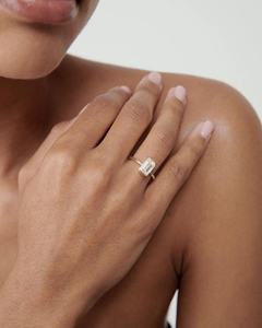 Bague en moissanite taille émeraude pour femme, alliance torsadée, bague de fiançailles solitaire, or blanc 14K/18K, bijoux minimalistes de luxe - Product Image 6