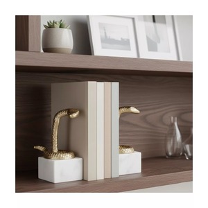 Porte-livres en forme d'ananas plaqué or, sculpture décorative en métal, accessoire de bureau élégant pour la maison, style glamour, 2 pièces - Product Image 5
